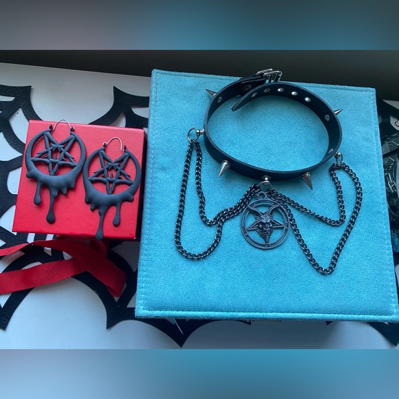 Collar/ Earring Bundle - Picture 1 of 3